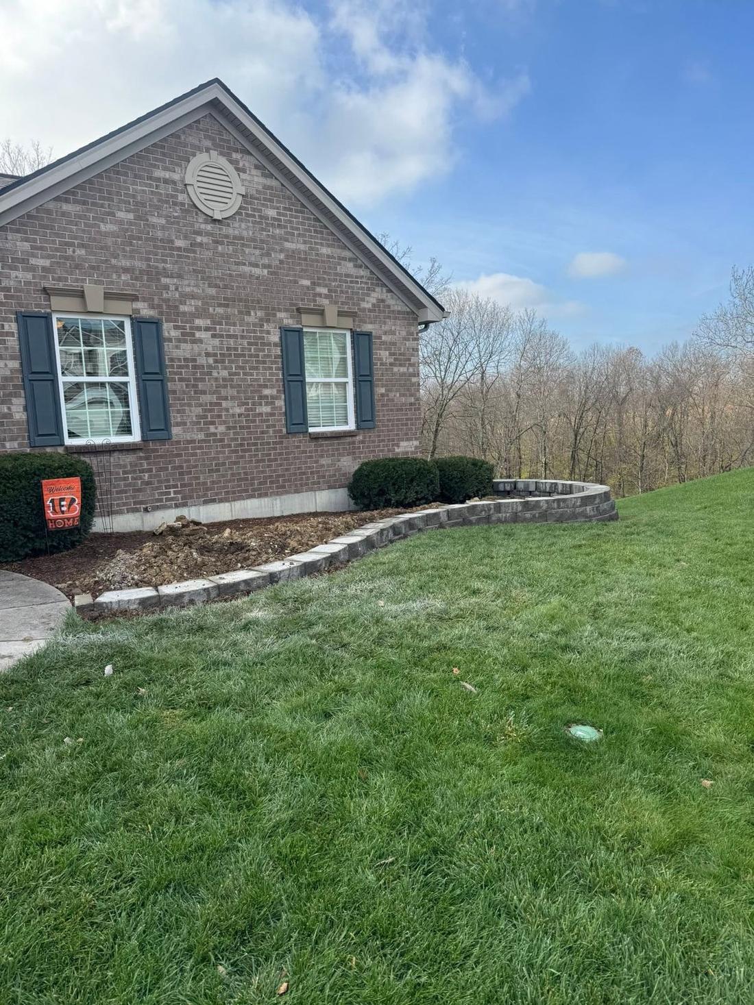 Fresh mulch along the foundation